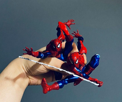 手机怎么玩拍蜘蛛侠游戏，操作技巧分享，新手快速上手