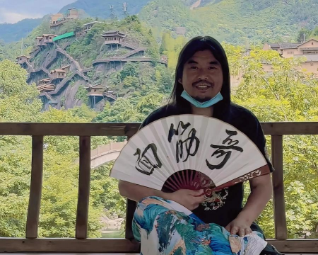 面筋哥玩什么游戏，直播内容揭秘，粉丝互动日常